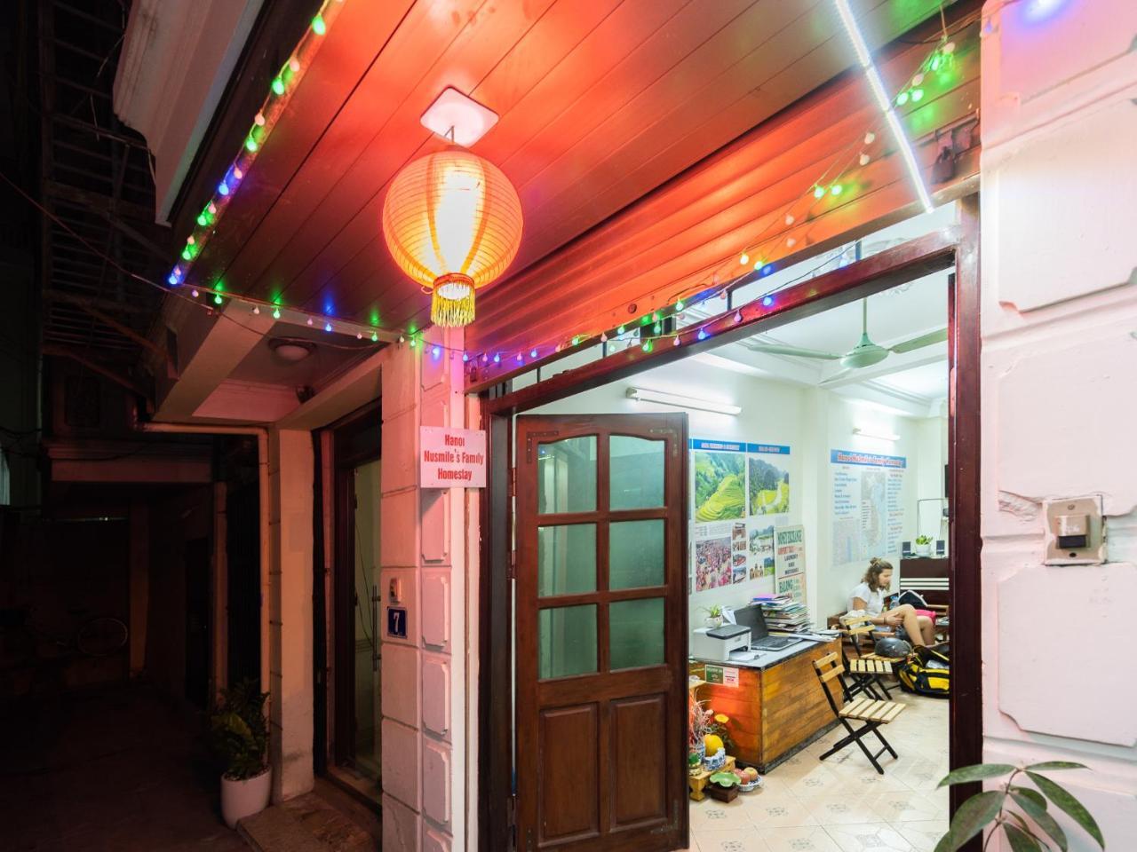Nusmile'S Hostel And Travel ฮานอย ภายนอก รูปภาพ