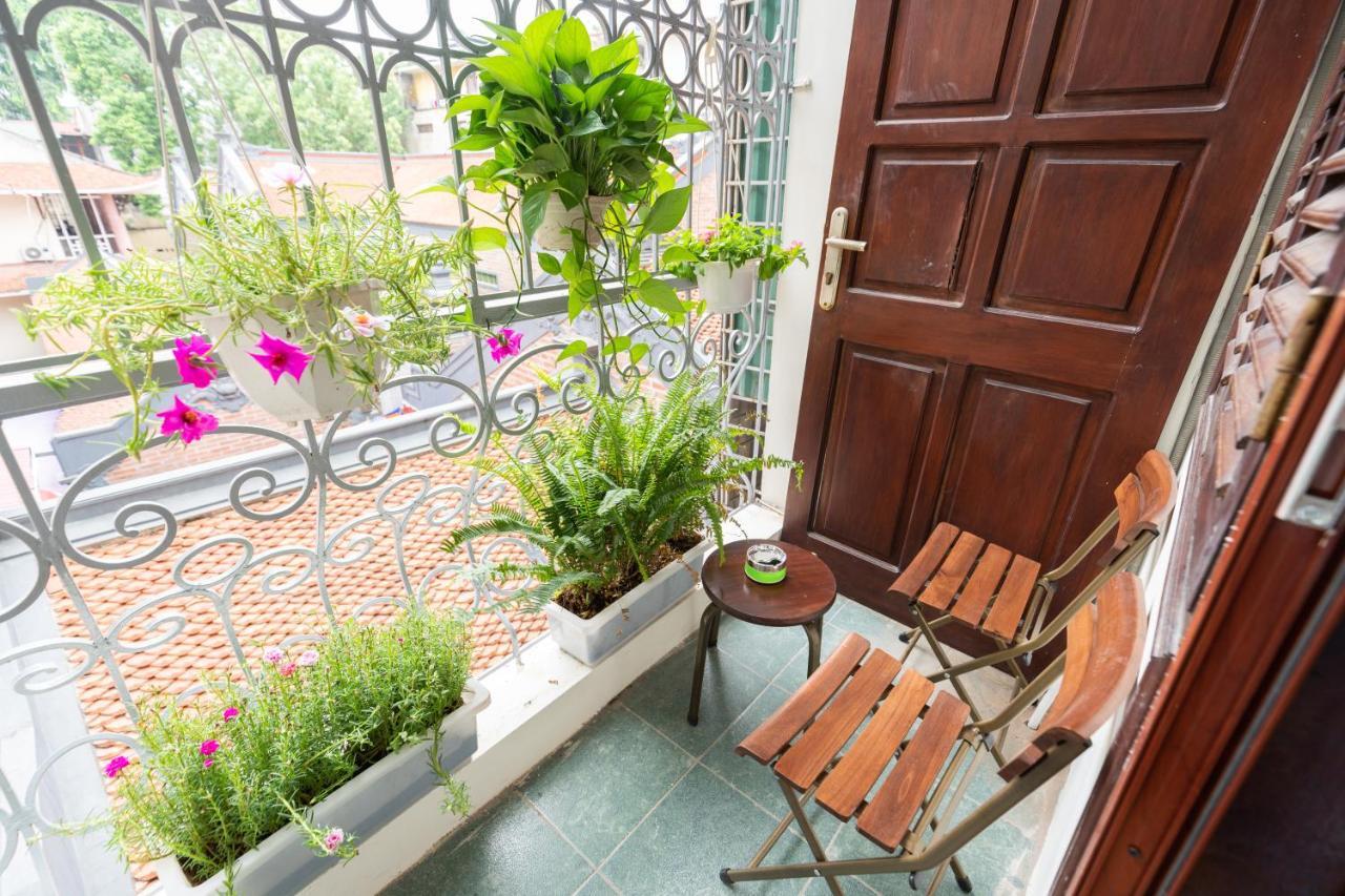 Nusmile'S Hostel And Travel ฮานอย ภายนอก รูปภาพ